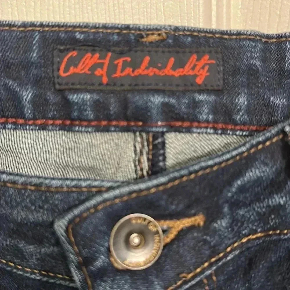 Jeans - Picture 5 of 8